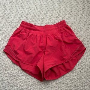 Lululemon Hotty hot shorts!